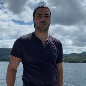 Meet your Posher, Sam